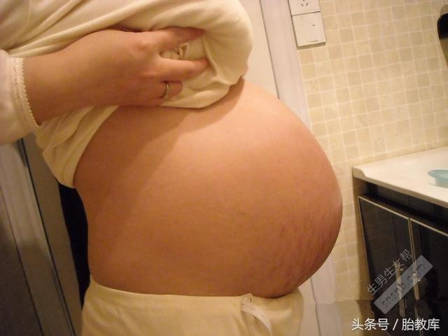 怀孕男孩的肚子到底是什么样子的（图片）？